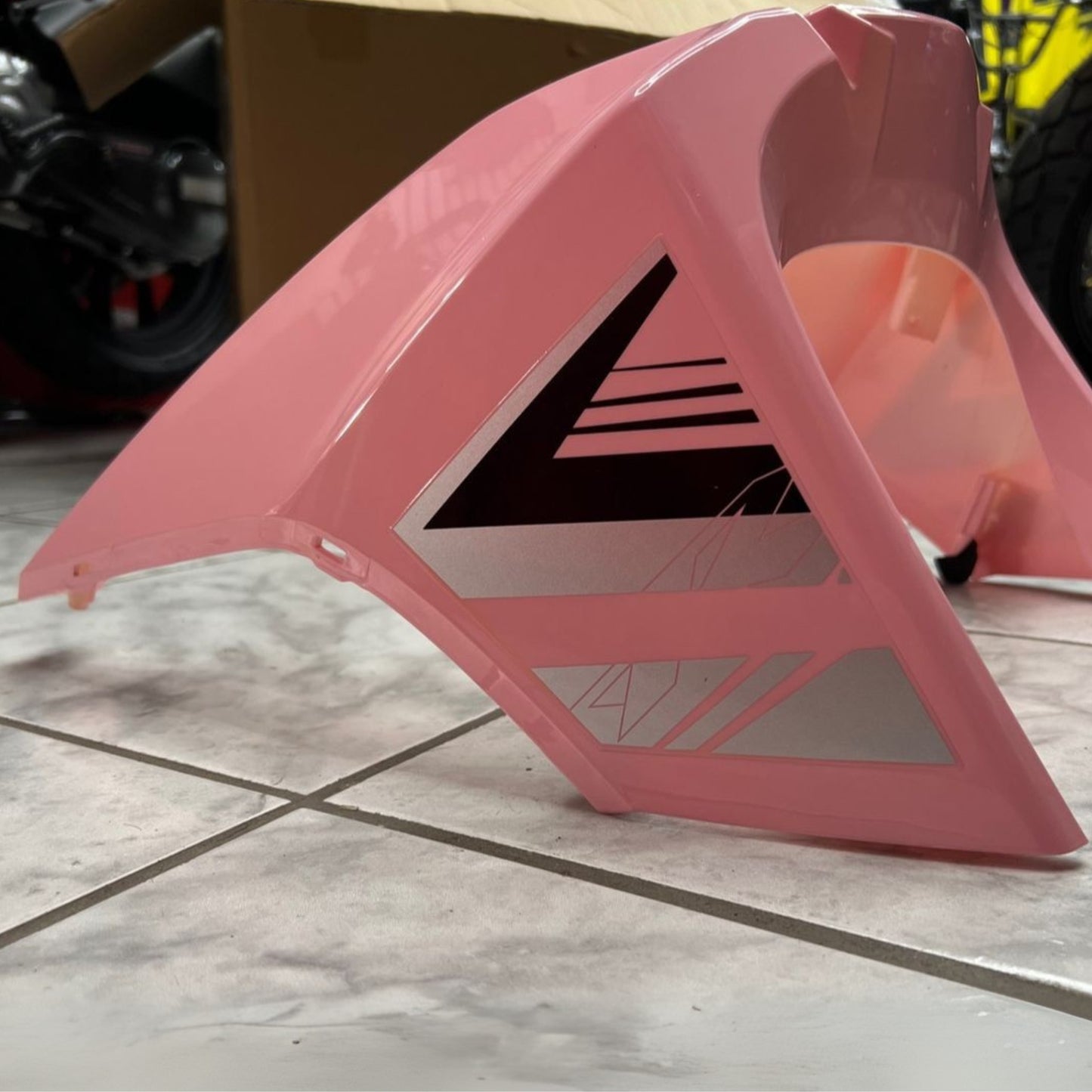 Cover del Foco Rosa (Under Headlight Cover Pink)