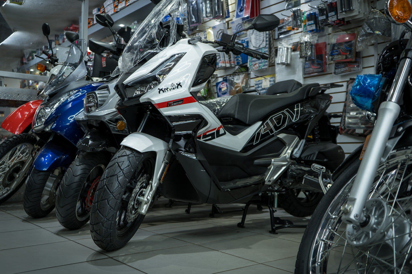 Scooter Xmox ADV 150cc 2024