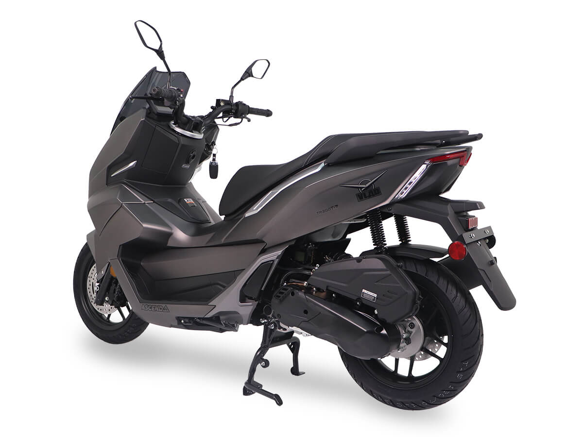 Ascend VLAD 200EFI 2025